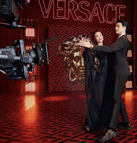 versace lunar new year 2022|Versace celebrates Lunar New Year, joy yet to come.